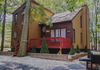 Hotel 3 Bedroom Adventure Chalet, Near the best of the Poconos