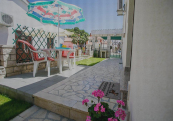 Hotel Apartment Danica with Terrace