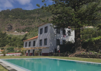 Hotel Casa Oliveira Esmeraldo - Guest Houses