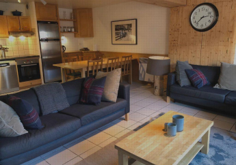 Hotel Central Morzine, Spacious 2 Bedroom Family Apartment