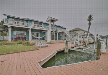 Hotel Charming Rockport Abode with Private Boat Dock