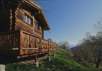 Hotel Comfortable chalet in the heart of nature, calm and peaceful