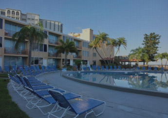 Hotel Dolphin Beach Resort
