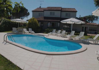 Hotel House and Apts. in Porec/Istrien 33148