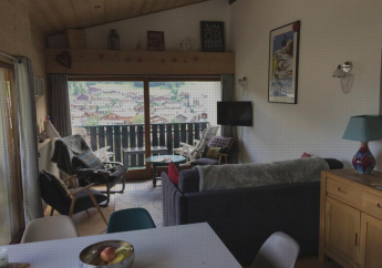 Hotel Luxury Apartment, 350m to ski lift, south facing, close to town centre