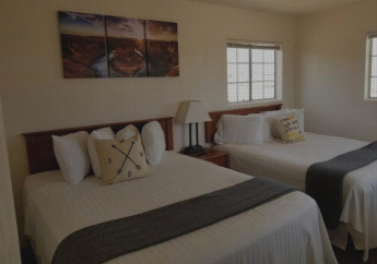 Hotel Private Suite Getaway near Grand Canyon Sleeps 6