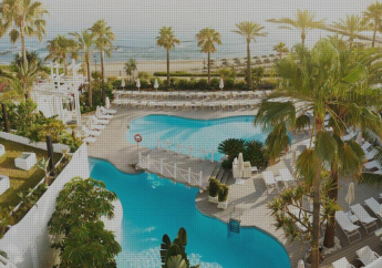 Hotel Puente Romano Beach Resort