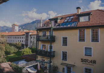 Hotel Riedz Apartments Innsbruck- Zentrales Apartmenthaus mit grüner Oase