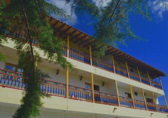 Hotel Roble Colonial - Apartahotel en Guatapé