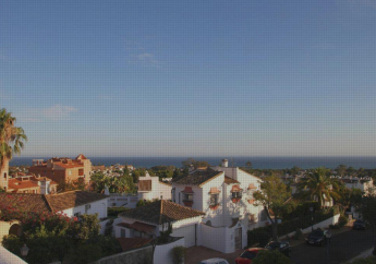 Hotel Rooftop Villa - chalet en Cabo Pino con vistas al mar, jardines y piscina