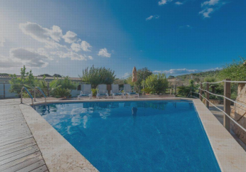Hotel Villa Can Pau, pool and garden close to the beach