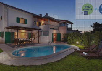 Hotel Villa Dane with private pool just 80m away from the beach