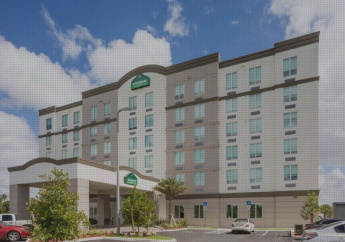 Hotel Wingate by Wyndham Miami Airport